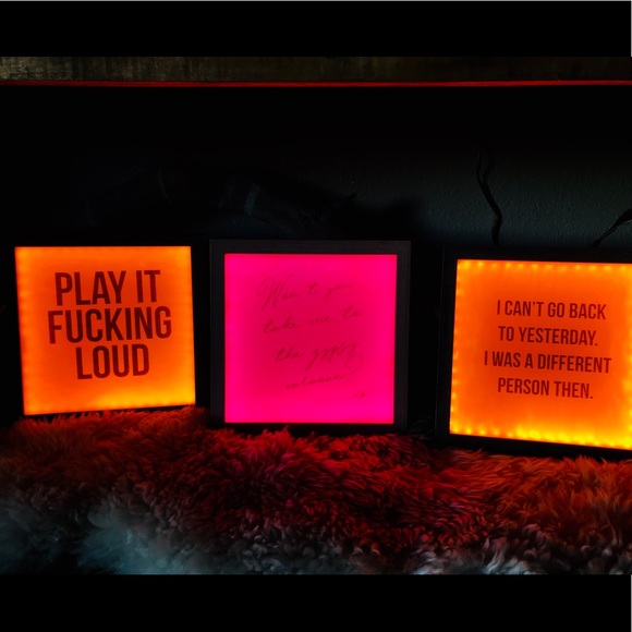 (Customizable) LED neon sign light boxes 9x9 - Picture 2 of 8